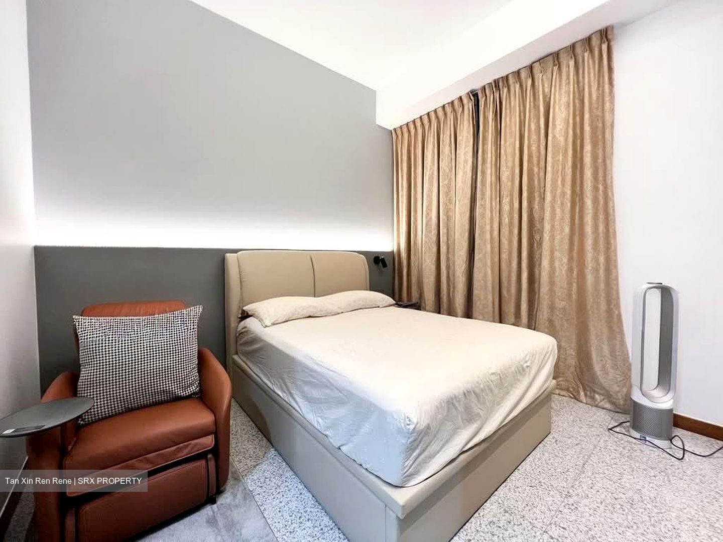 Hillsta (D23), Condominium #584355501